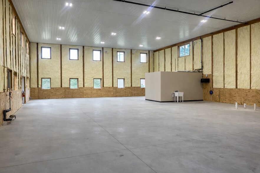 More Photos Of 689-699 Horsepond Rd, Dover Warehouse For Lease