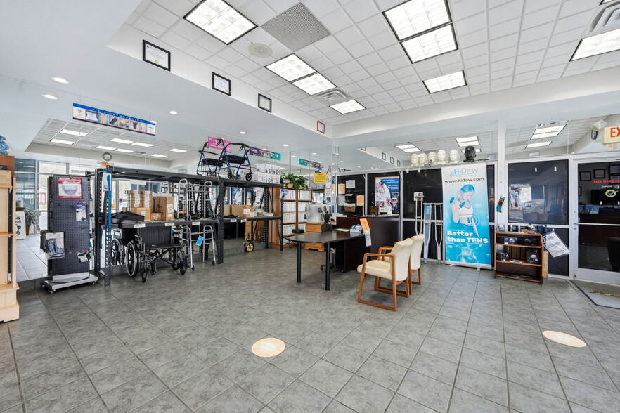 More Photos Of 2214 W Elk Ave, Elizabethton Auto Dealership For Sale