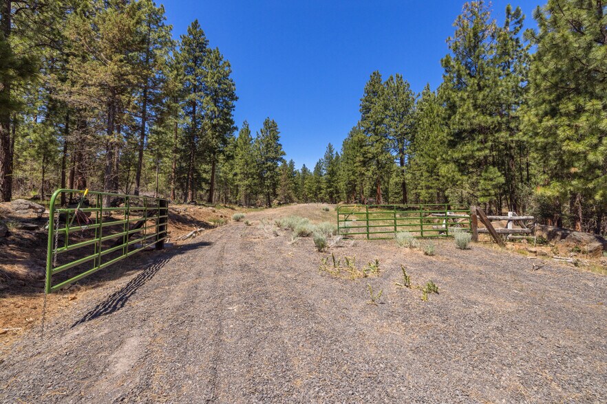 More Photos Of 0 Blue Wing Street, Keno Land For Sale