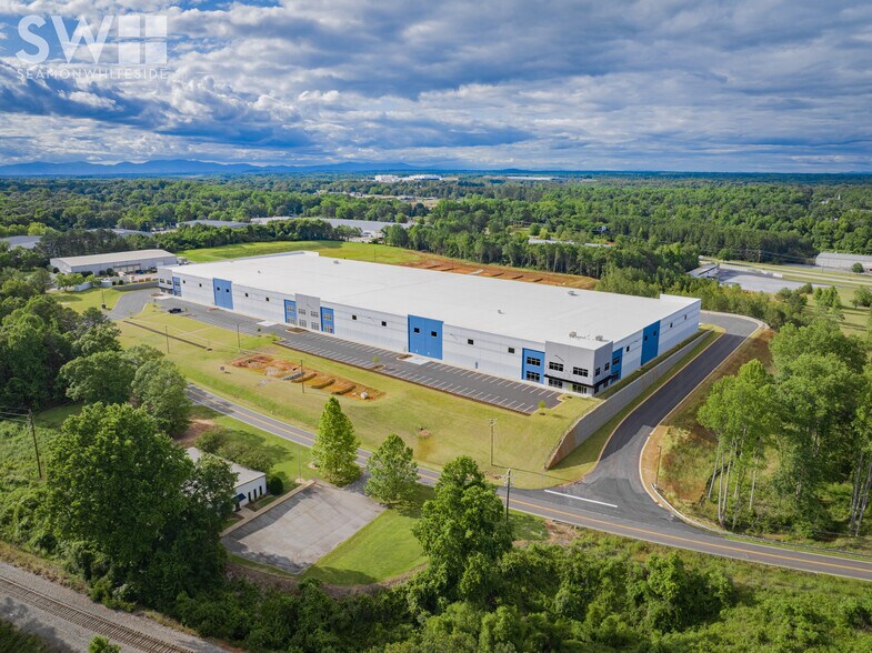 More Photos Of 370 Old Spartanburg Hwy, Wellford Distribution For Sale