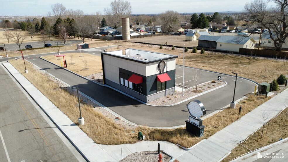 More Photos Of 5180 Garfield ave, Loveland General Retail For Sale