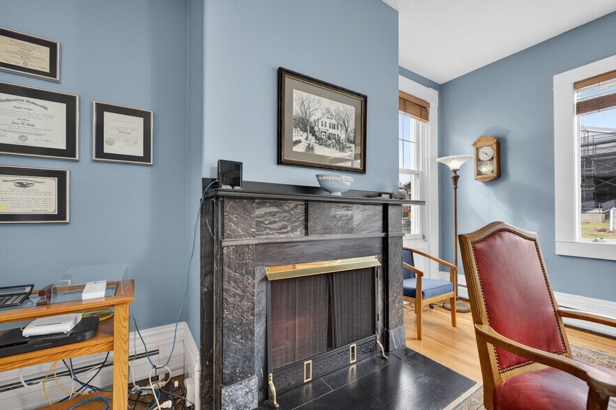 More Photos Of 446 County St, New Bedford Office For Sale