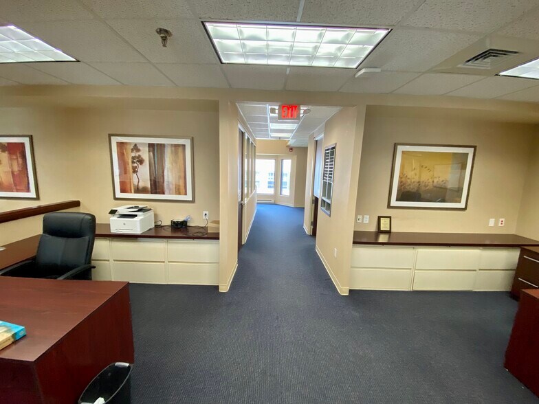 More Photos Of 75 Danbury Rd, Ridgefield Loft Creative Space For Lease