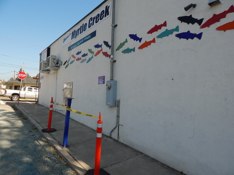 More Photos Of 236 N Main St, Myrtle Creek Freestanding For Sale