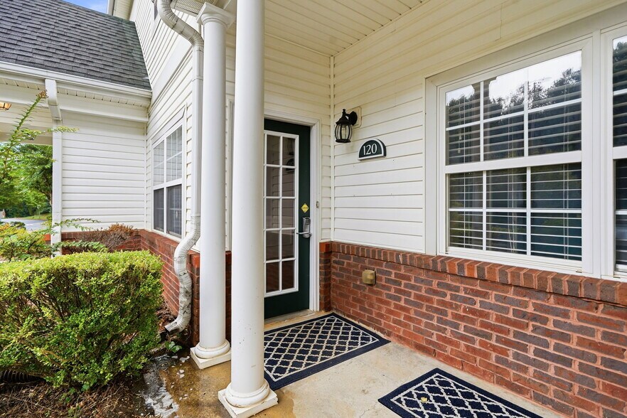 More Photos Of 965 Piedmont Rd NE, Marietta Office For Lease