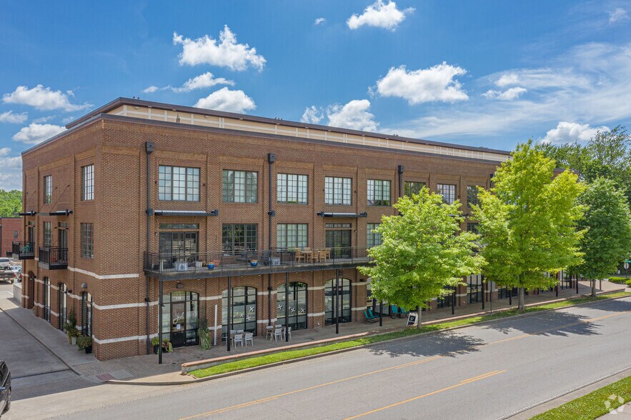 More Photos Of 320 Liberty Pike, Franklin Multifamily For Sale