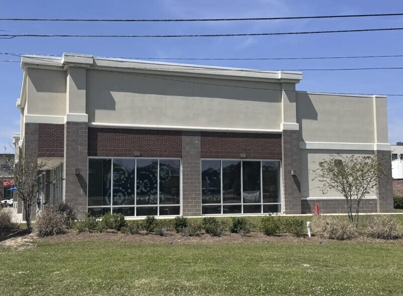 More Photos Of 1752 Lindberg Dr, Slidell Freestanding For Lease