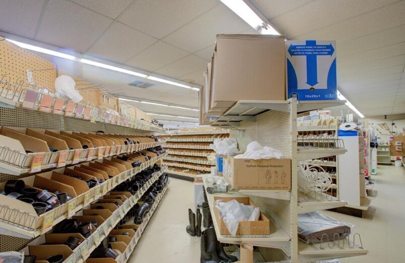 More Photos Of 6852 N Winton Way, Winton Freestanding For Sale