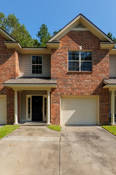 More Photos Of 3400 N Barack Obama Blvd, Valdosta Apartments For Sale