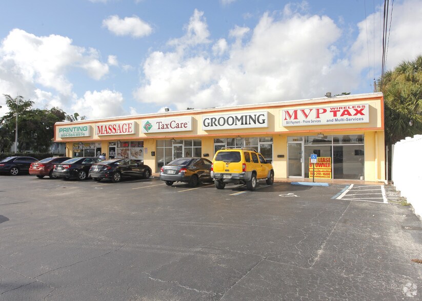 More Photos Of 781 W Oakland Park Blvd, Oakland Park Unknown For Lease