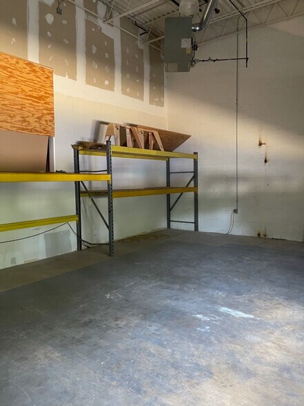 5800 Woodcliff Rd Bowie MD 20720 Industrial For Lease Cityfeet com 5800 Woodcliff Rd Bowie MD 20720 Industrial For Lease Cityfeet com