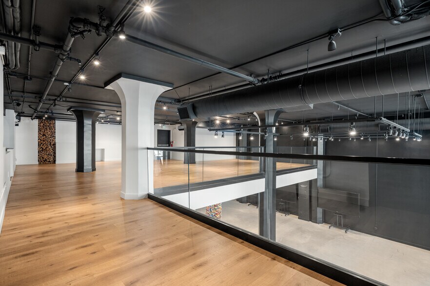 More Photos Of 950 S Broadway, Los Angeles Office For Sale
