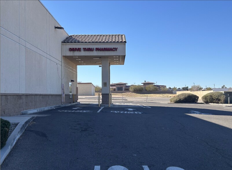 More Photos Of 15480 Main St, Hesperia Drugstore For Sale