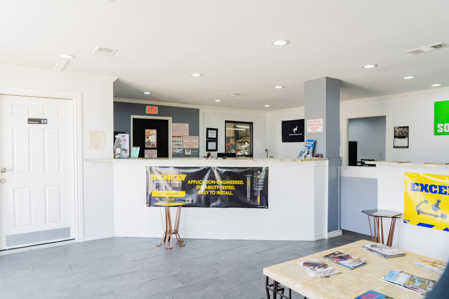 More Photos Of 308 W Avenue B, Garland Auto Repair For Sale