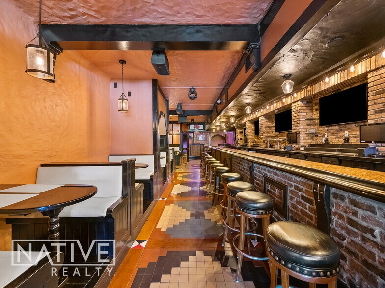 More Photos Of , Oakland Park General Retail For Sale