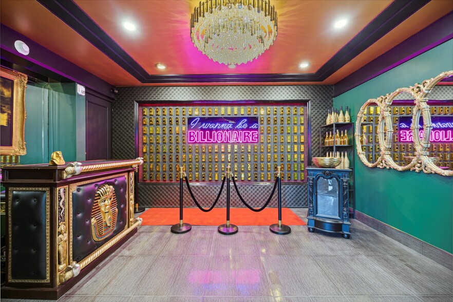 More Photos Of 2154 Bridge St, Philadelphia General Retail For Sale