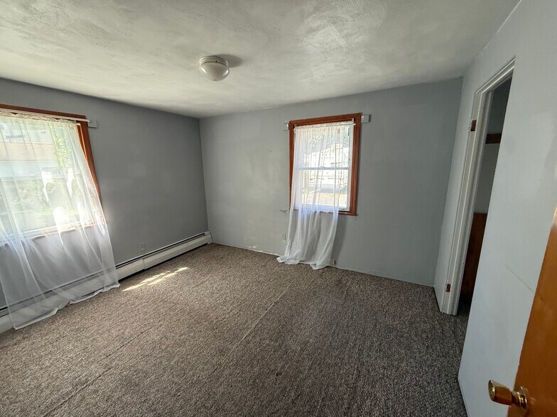 More Photos Of 371 Indian Church Rd, Buffalo Apartments For Sale