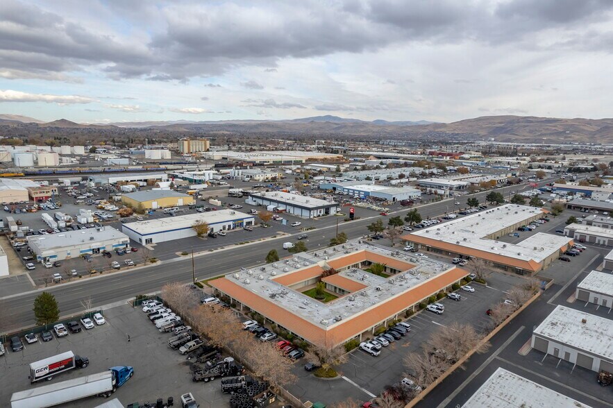 More Photos Of 255 Glendale Ave, Sparks Medical For Sale