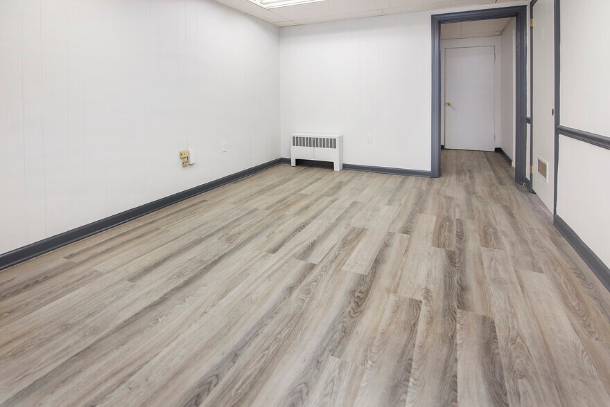 More Photos Of 318 S South St, Gastonia Office For Lease