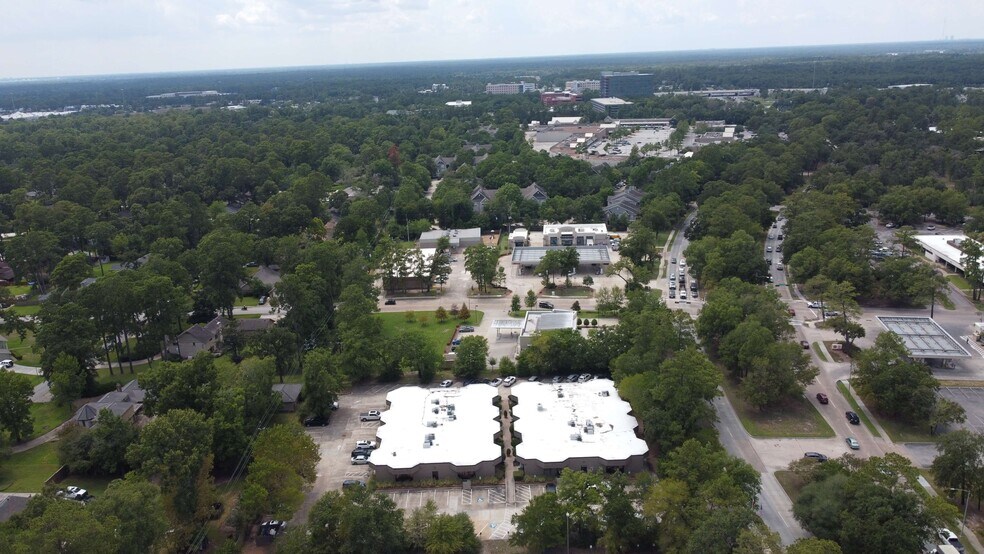 More Photos Of 1110 Kingwood Dr, Kingwood Office For Sale