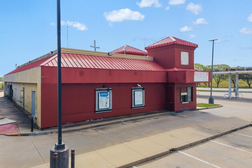 More Photos Of 1721 S Mechanic St, El Campo Fast Food For Sale