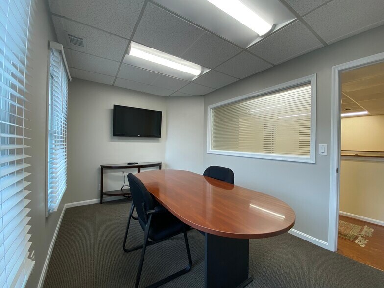 More Photos Of 5052-5054 Dorsey Hall Dr, Ellicott City Medical For Sale
