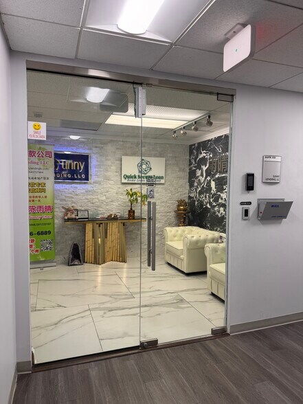 More Photos Of 438 N Frederick Ave, Gaithersburg Medical For Sale