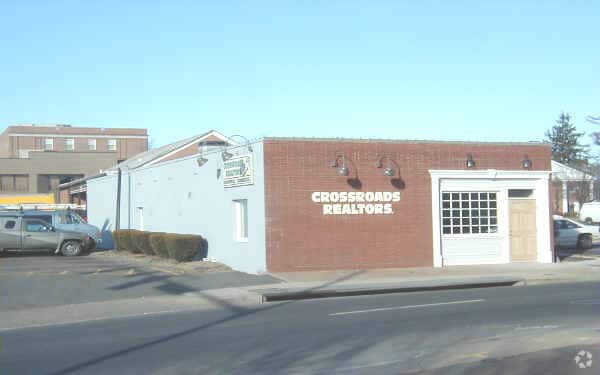 More Photos Of 9216 Center St, Manassas Medical For Sale