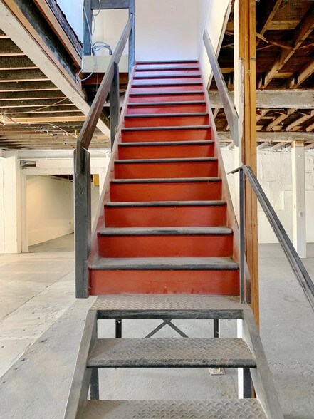 More Photos Of 42 River St, Sleepy Hollow Village Manufacturing For Sale
