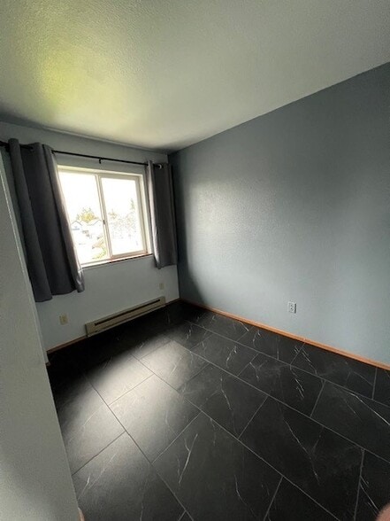 More Photos Of 2731 Meridian St, Bellingham General Retail For Sale