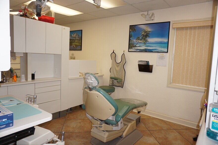 More Photos Of 2910 W Waters Ave, Tampa Medical For Sale