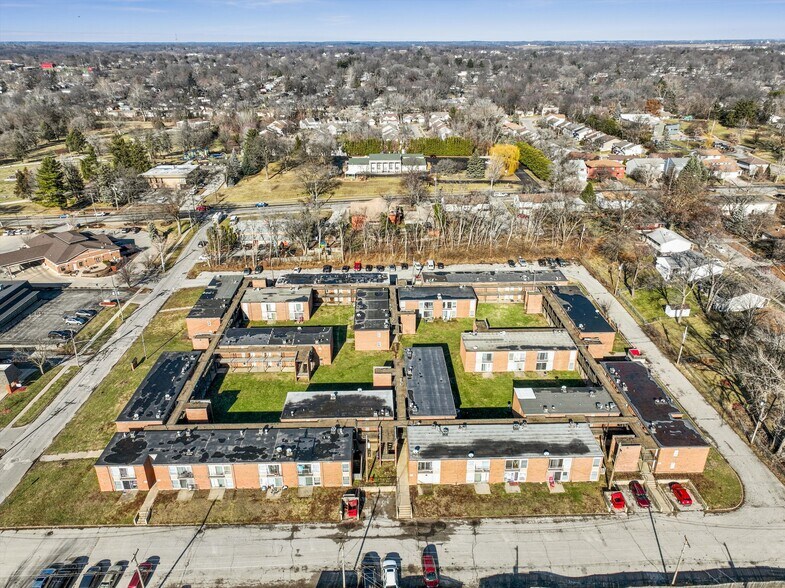 More Photos Of 1100 Arthur St, Iowa City Apartments For Sale