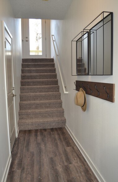 More Photos Of 210 Wilson St, Van Meter Apartments For Sale