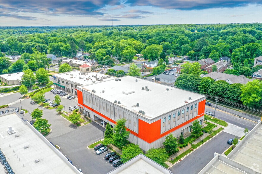 Primary Photo Of 4715 Park Rd, Charlotte Self Storage For Lease