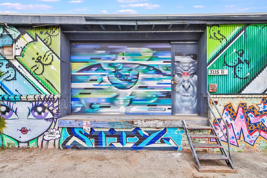 More Photos Of 3113-3115 E 11th St, Los Angeles Manufacturing For Lease