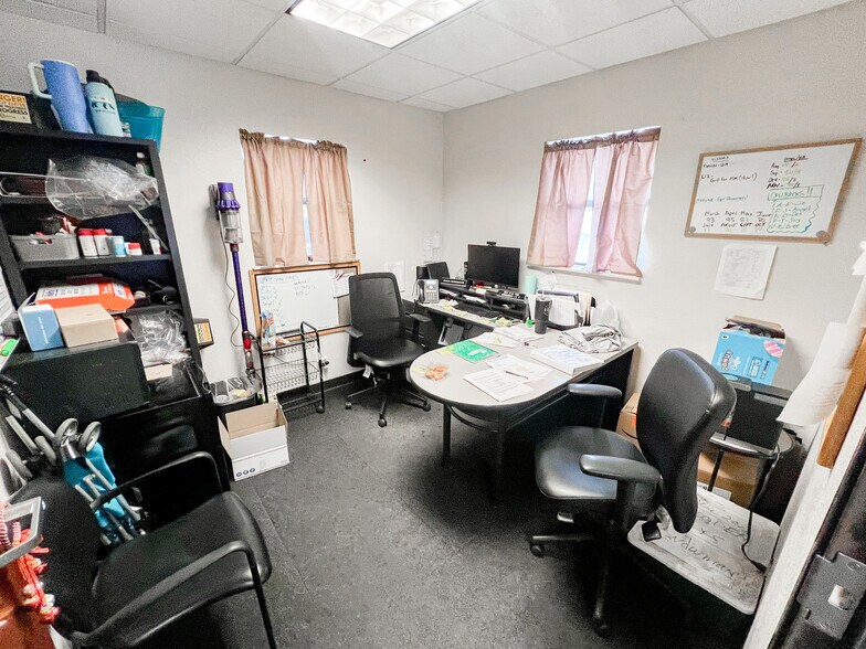 More Photos Of 2604 E 8th St, Odessa Freestanding For Sale