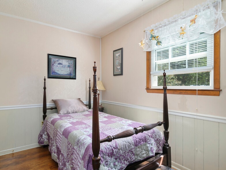 More Photos Of 371 Riverview Dr, Waynesville Manufactured Housing Mobile Home Park For Sale