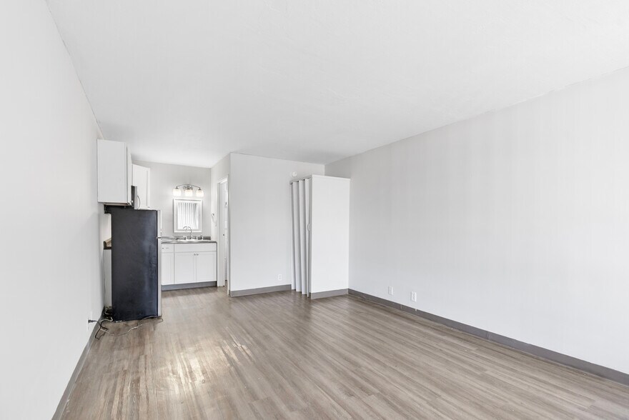 More Photos Of 855 Louisville Rd, Frankfort Apartments For Sale