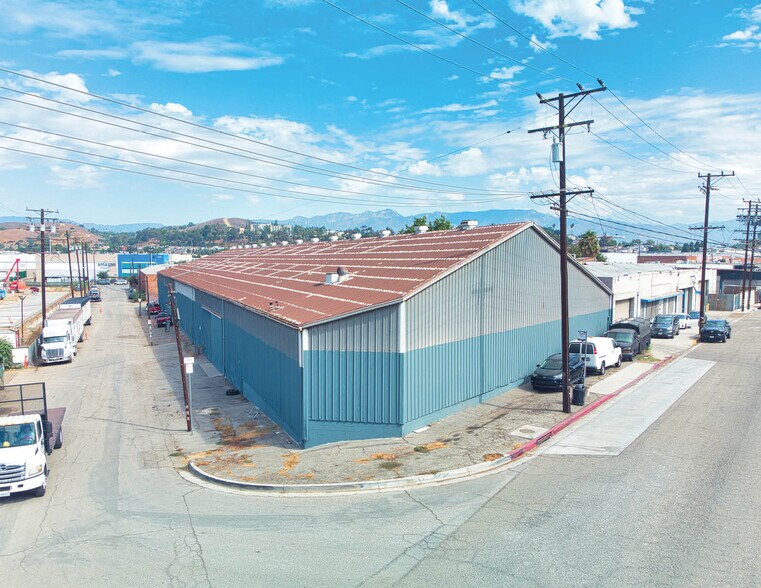 More Photos Of 1520 N Ditman Ave, Los Angeles Warehouse For Sale