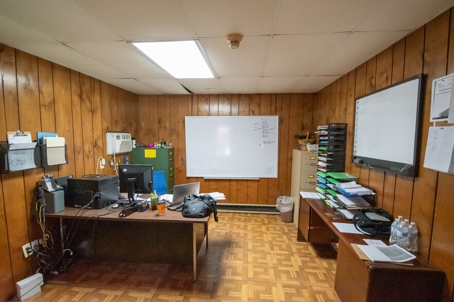 More Photos Of 248 W Franklinville St, Staley Manufacturing For Sale