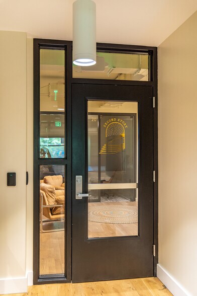 More Photos Of 122-126 Glenwood Ave, Raleigh Coworking Space