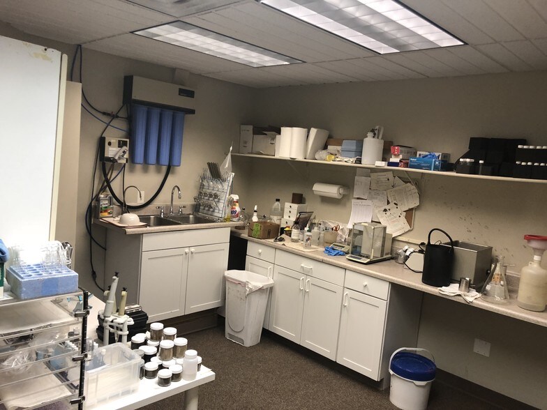 More Photos Of 2 Oakwood Park, Castle Rock Medical For Lease