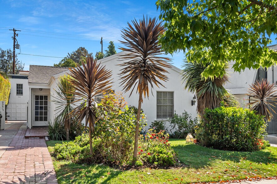 Primary Photo Of 934 N La Jolla Ave, West Hollywood Apartments For Sale