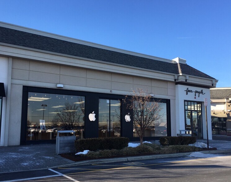 More Photos Of 441 Chestnut Ridge Rd, Woodcliff Lake Unknown For Lease