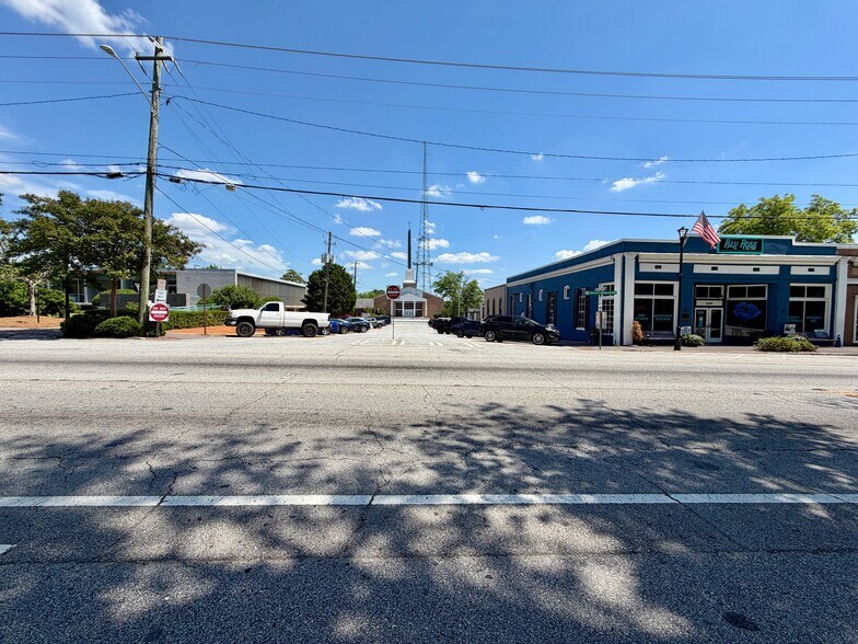 More Photos Of 12471 Veterans Memorial Hwy, Douglasville Specialty For Lease