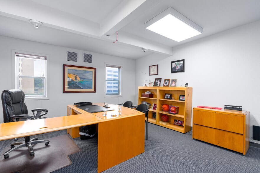 More Photos Of 1111 W Town and Country Rd, Orange Medical For Sale