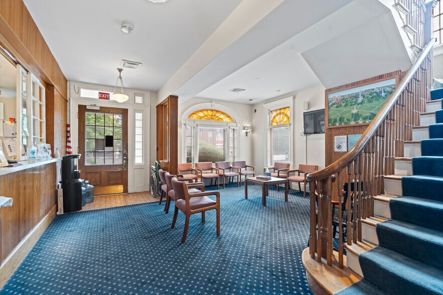 More Photos Of 1481 Chapel St, New Haven Office For Sale