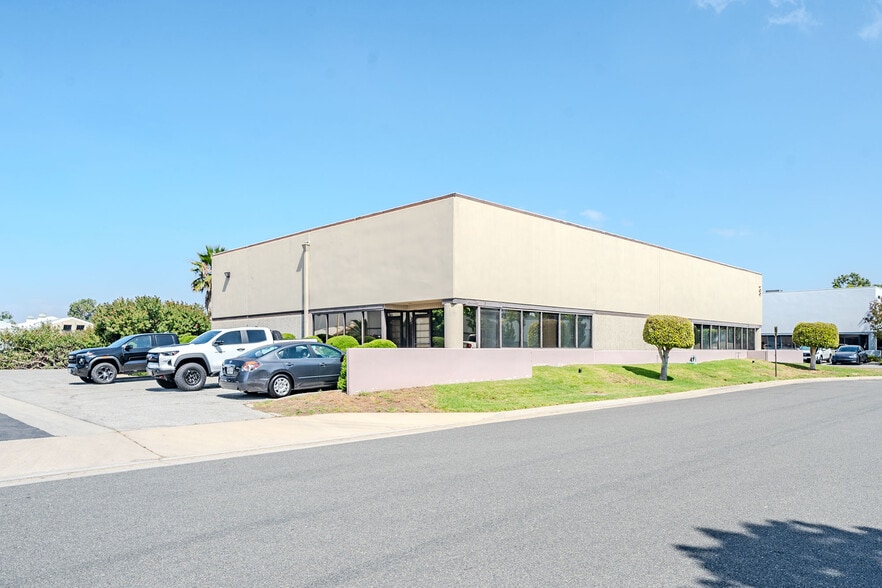 More Photos Of 381 Thor Pl, Brea Manufacturing For Lease