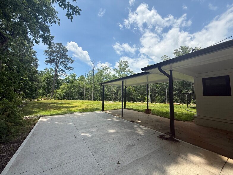 More Photos Of 2521 Reinhardt College Pky, Canton Office For Sale