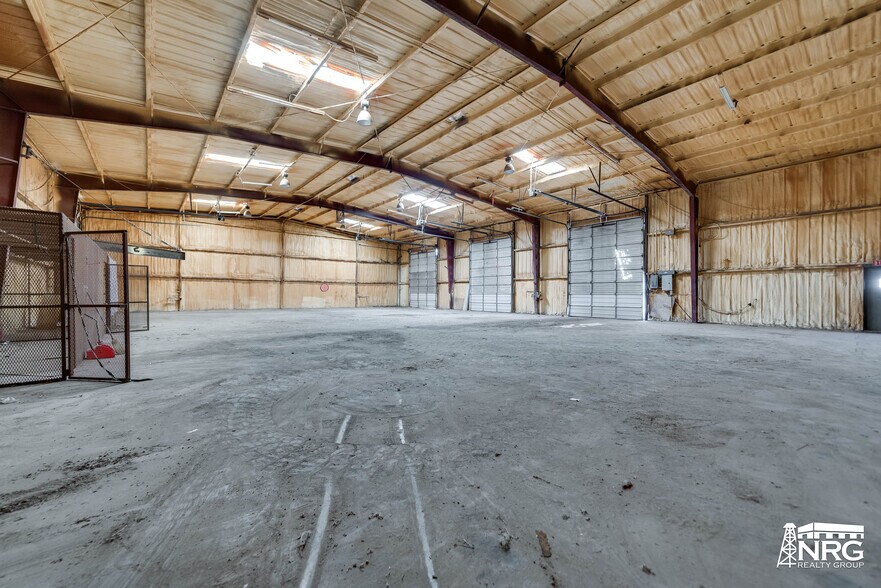 More Photos Of 1503 E Taylor Ave, Midland Industrial For Sale